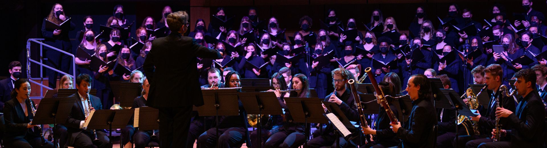 Photo of the Temple University Wind Symphony and Choirs conducted by Dr. Paul Rardin
